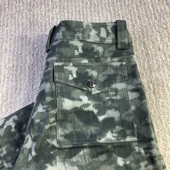 Anatomie Women's Gray Camo Print‎ Cargo Pants Size S Casual Stretch